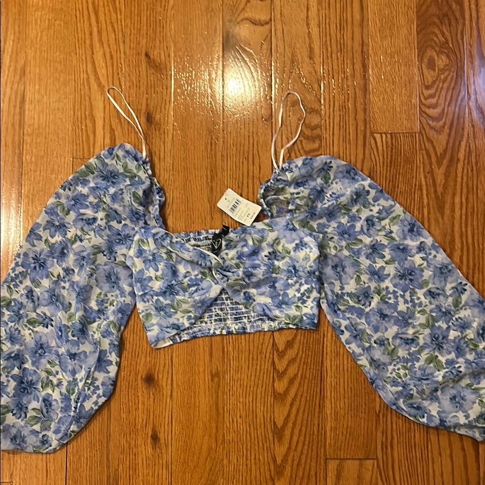 Windsor Blue and White Puff Sleeve Crop Blouse